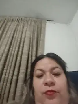 XXX chat uživo modela Charlott-1