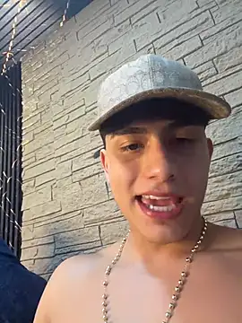 Lander_Cruz Live XXX-Chat