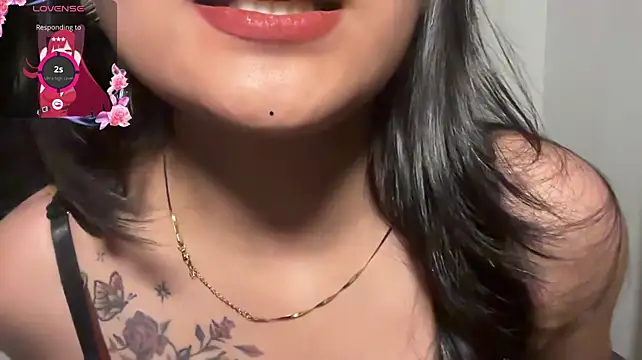 _Janhvi_ XXX чат на живо
