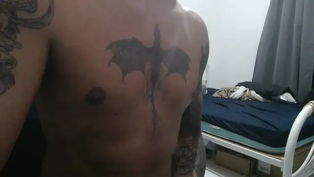 Azklar Live XXX Chat