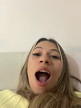 Mia_Rosee1 XXX чат на живо