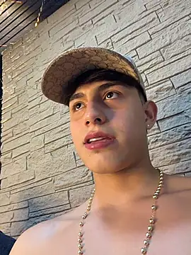 Lander_Cruz Chat XXX live