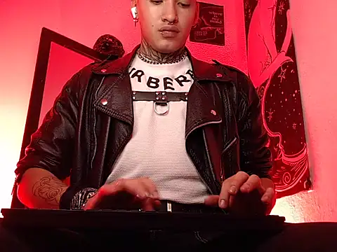 Онлайн чат XXX AlecBanne_