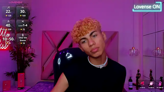 Chatroom XXX en direct de Anyelo_Twink