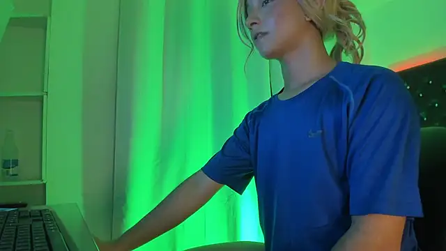 BellaRoge Live XXX-chat