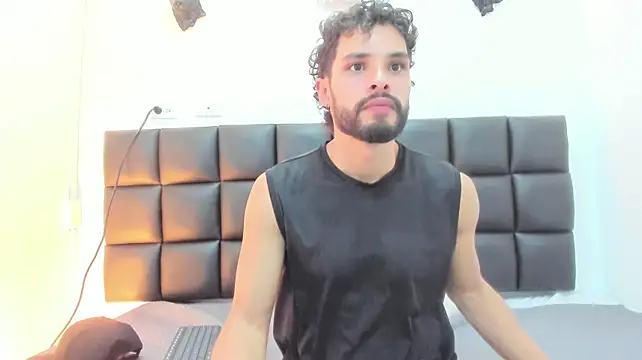 Ethan_Wolf75 Live XXX-chat