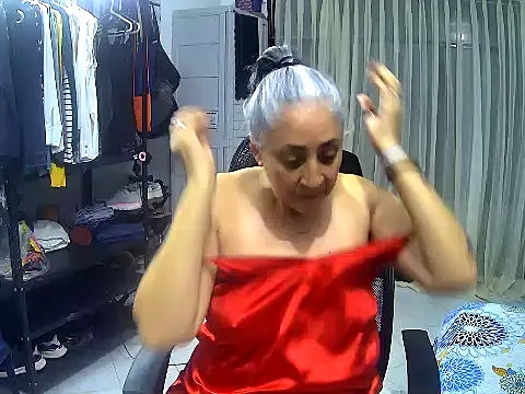 cersey_'s Live XXX Chat