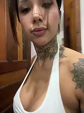 Chat XXX ao vivo de tatiink