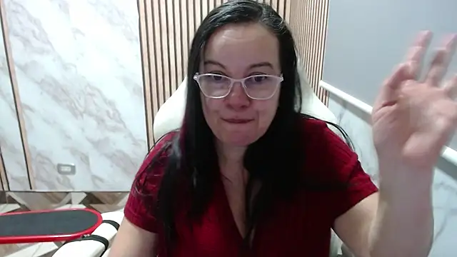 Sonialorens_ Adlı Modelin Canlı XXX Sohbeti