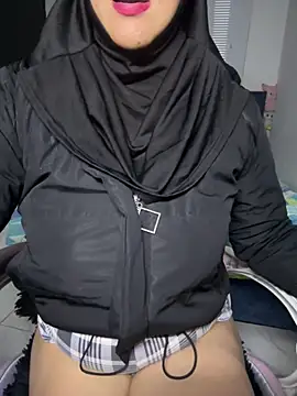Jameela Adlı Modelin Canlı XXX Sohbeti