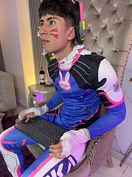 AndyJustgame_'s Live XXX Chat