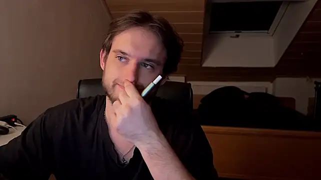 XXX chat uživo modela Bez3ybik