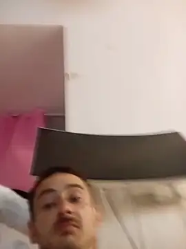 Show de AsStraightAsARuler na webcam