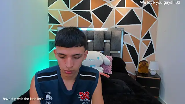 צ'אט XXX בשידור חי של Juan_Nd_Steven