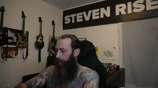 צ'אט XXX בשידור חי של StevenRiseNYC