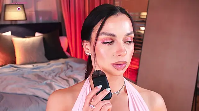 XXX chat uživo modela LunaNight
