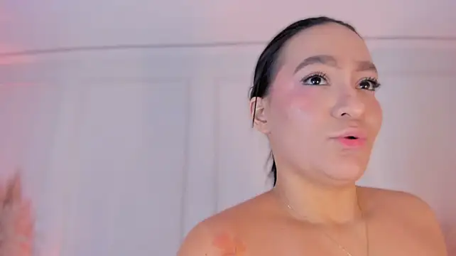XXX chat uživo modela babepolly