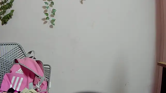 alexandra_bb Adlı Modelin Canlı XXX Sohbeti