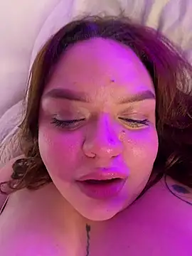 צ'אט XXX בשידור חי של Nanda_rose