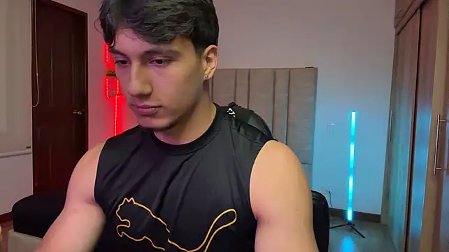 CHRIS_MORGAN1 Live XXX-Chat