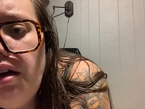 Živý XXX chat lvndrbttr