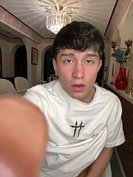 Bryanwild – Naživo XXX chat