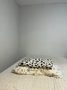 girl_docinho – webcam-show