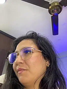 Онлайн чат XXX Rose_monroee