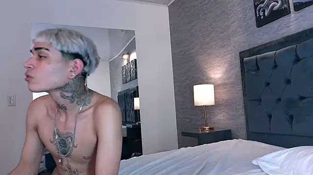 Chat XXX ao vivo de TeoAndMaddy