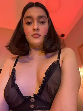 MiahWindsor's Live XXX Chat