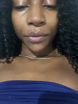Chat +18 de mellaangel ao vivo