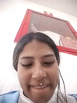 XXX chat uživo modela SQUIRTKITTY_