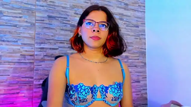 nath_redrex Adlı Modelin Canlı XXX Sohbeti