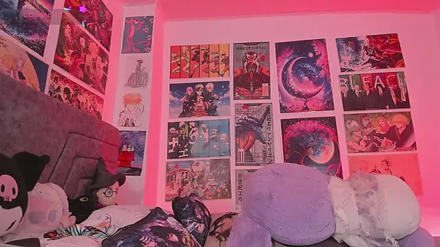 MissCurvyTop's Live XXX Chat