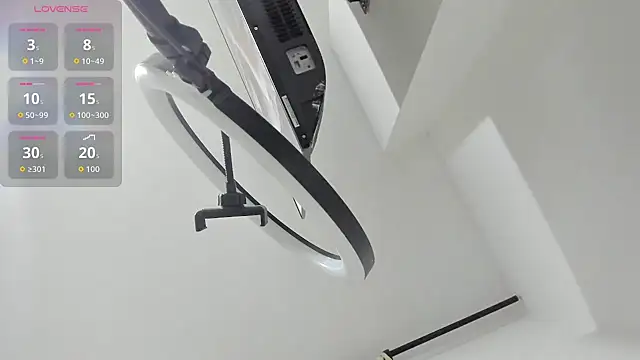 Kylie2211's Live XXX Chat