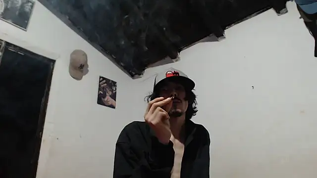 צ'אט XXX בשידור חי של sk8-sir