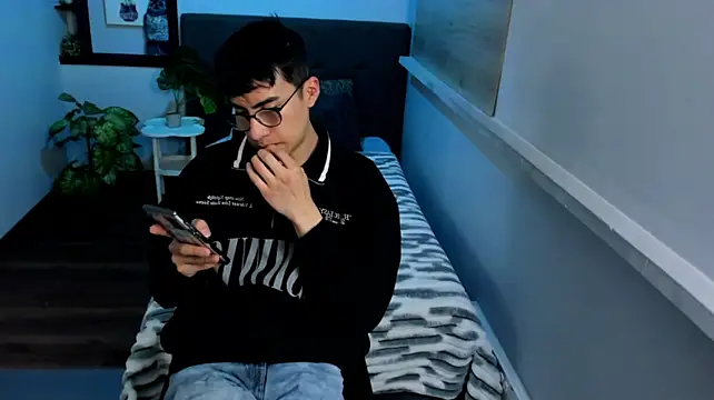 Chat XXX Live Andy_Norton