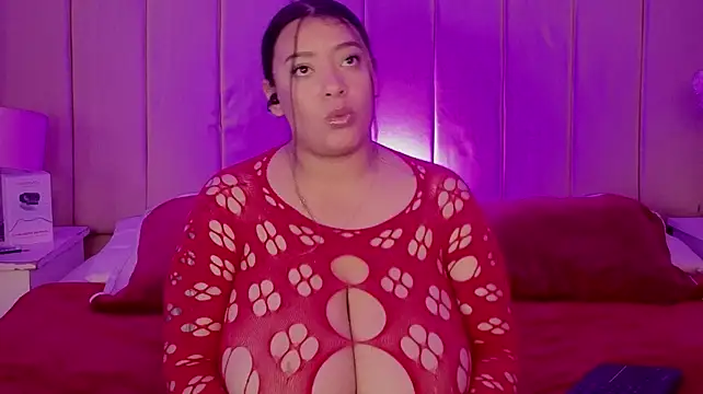 MollyBigBoobs12's Live XXX Chat