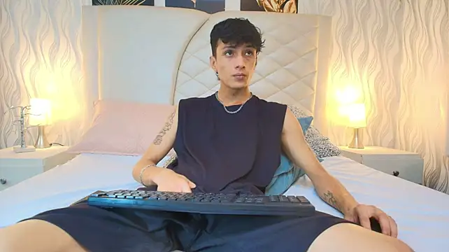 Lean_Portmann Live XXX chat