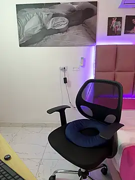 Chatroom XXX en direct de Samantha_Claus1