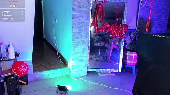 צ'אט XXX בשידור חי של _SARAI_DUPONT