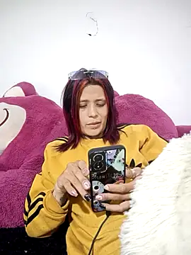 Chat +18 de Lya_Ross19 ao vivo
