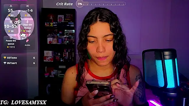 Chat +18 de Lovelyamyy ao vivo