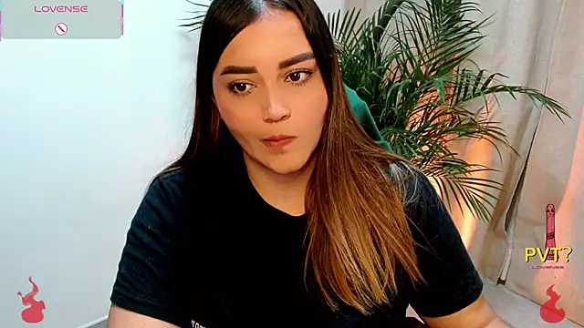 Chat XXX en directo de Lucia_star__