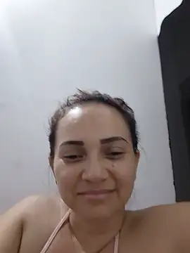 Amanda39 Live XXX-Chat