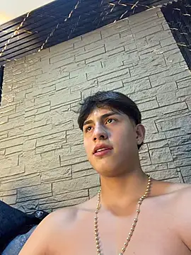 Lander_Cruz লাইভ XXX চ্যাট