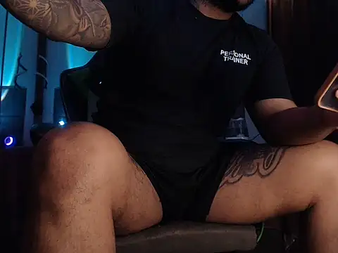 aleparrudo XXX чат на живо