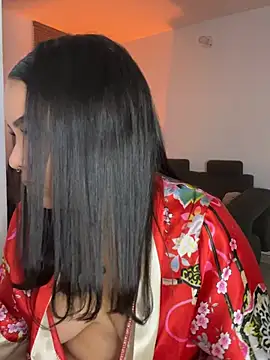 P_A_U_L_I_N_A_'s Live XXX Chat