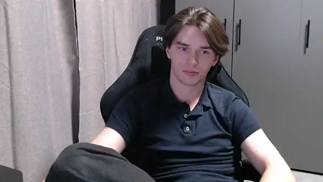 XXX chat uživo modela arthur___king