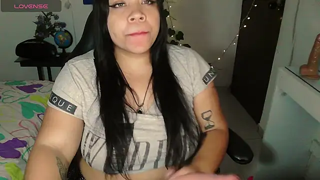 Juicy_elenxx XXX чат на живо
